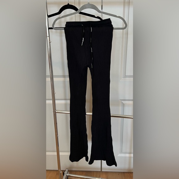 Lounge Ribbed Set - Picture 3 of 4